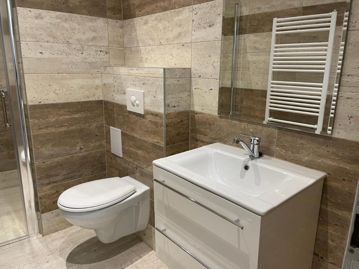 Apartmant T&T Cheb Buitenkant foto